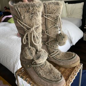 Juicy Couture Y2K boots